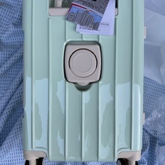 新品未使用スーツケース！機内持ち込みサイズ！ティファニーブルーの画像