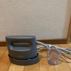 Panasonic スチームアイロン　カームグレー