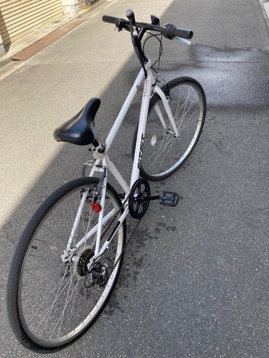 取引中　クロスバイク