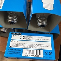 6個まとめて！新品のホワイトシリカ電球　100Wの画像