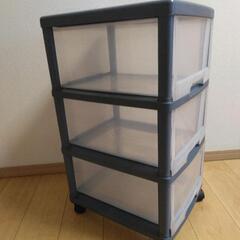 キャスター付き　収納ボックスの画像