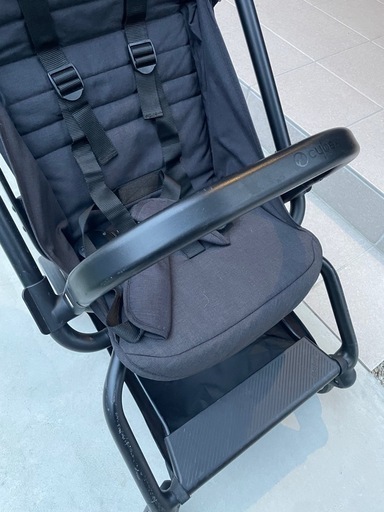 【Cybex】EEZY S ブラック　サイベックス  イージーS 美品  