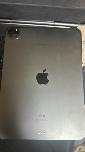 【＋新品Bluetoothキーボード（定価10,000円）付き／プレミアムセット】  Apple iPad Pro 11インチ（第3世