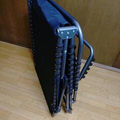 キャンプベッド　コットの画像