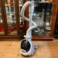 日立 紙パック式掃除機 CV-KS9（2013年製）の画像