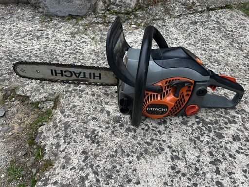 HITACHI　混合ガソリンチェンソー