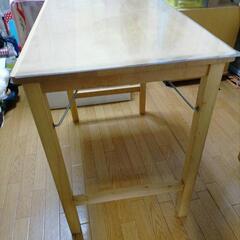 折りたたみ机の画像