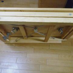 折りたたみ机の画像