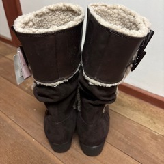 新古品タグ付き ブーツ LLの画像