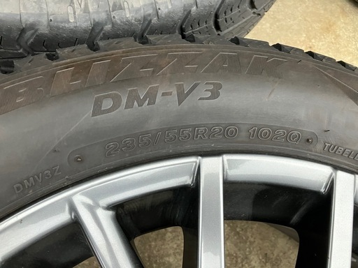 レクサスRX  Fスポーツ純正アルミホイールとスタッドレスタイヤの4本セット