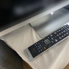 東芝　REGZA 32J7 32インチ