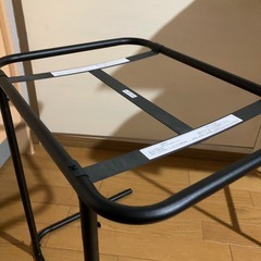 サイドテーブル　アイアン　トレイが外せるテーブルの画像