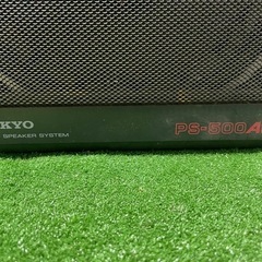 大きいスピーカー2つの画像