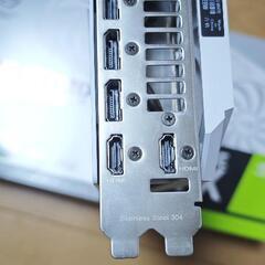 ROG-STRIX-RTX3090-O24G-WHITEの画像