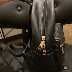 リュック、
小さめの画像