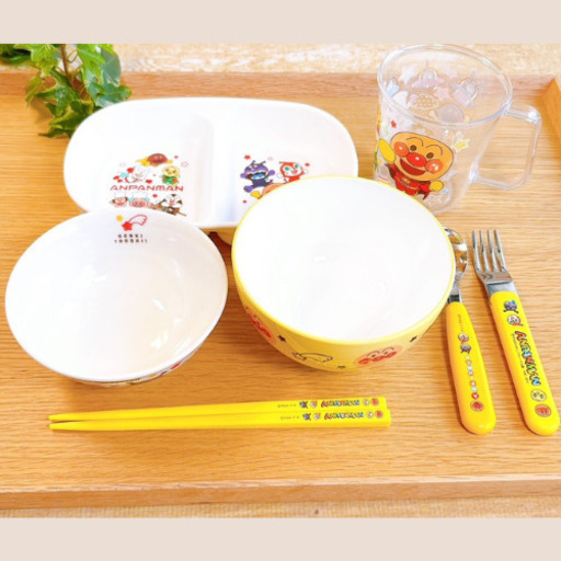 木製プレイジム・ムジーナ(セレクタ社・ドイツ) ＆木製ケルンボール(童具館WAKU・日本)＆アンパンマン食器＆離乳食セット(ピジョン)