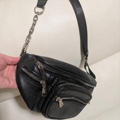 ショルダーバッグ　黒の画像