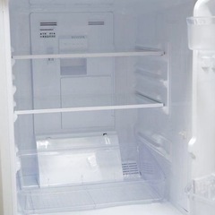 (送料無料) 2019年 美品 冷蔵庫 137L 霜取り不要 SHARP ⑦の画像