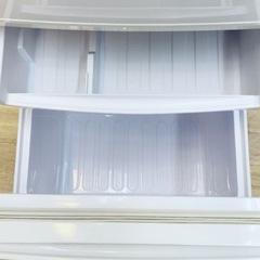 (送料無料) 2019年 美品 冷蔵庫 137L 霜取り不要 SHARP ⑦の画像