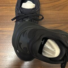 HOKA　BONDI 9　試着のみ新品の画像