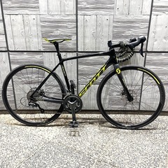 SCOTT ADDICT 30 disc カーボン　ロードバイク