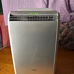 プライスダウン！！National F-YHD100 除湿機 