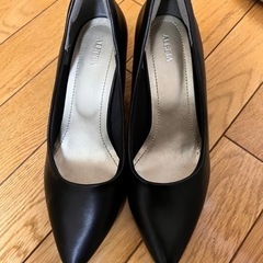 ほぼ新品24.0