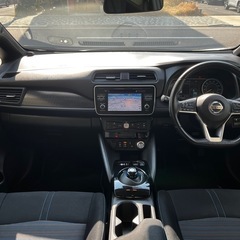 H30年式 日産リーフ　X 純正ナビ　シートヒーター　禁煙車両　電気自動車の画像
