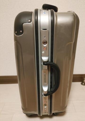 【鍵付き・美品】スーツケース