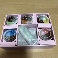 蓋付きコップの画像