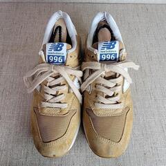 new balance 996 ベージュ スニーカー 23cm スエードの画像