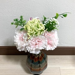 【お譲り先決定いたしました】100均　造花の画像