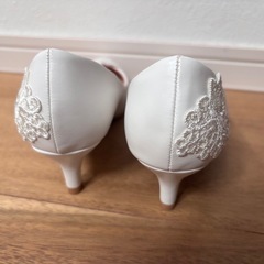 ブライダルジュース　36 23.0cm（22.5cm〜23.0cm）ローヒール　結婚式で一度だけ履きました　の画像