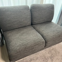 0円！【一人暮らしの方必見】2人掛けソファ