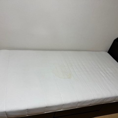 【引き取り先決まりました】マットレス（シングル）　【おまけ付き】...