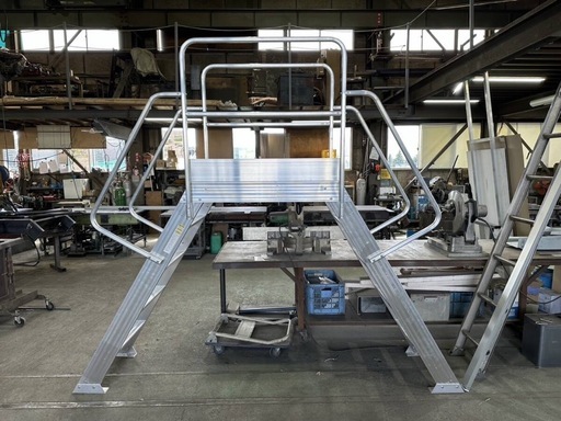 渡り足場 天板高さ:1m50cm 組立式 定置型 CSE-1510AS アルインコ　足場　脚立