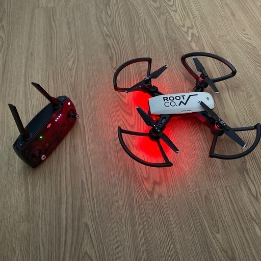 DJI  SPARK ドローン\n