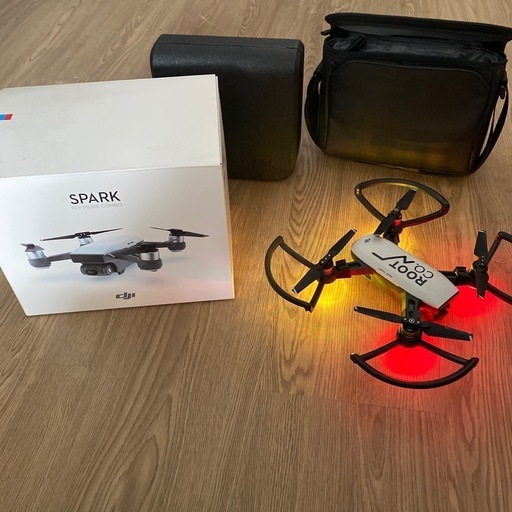 DJI  SPARK ドローン
