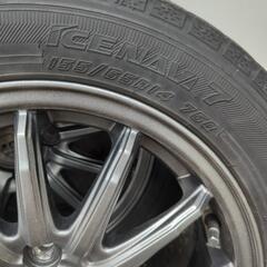 スタッドレスタイヤの画像