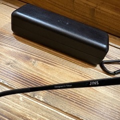 JINS サングラスの画像