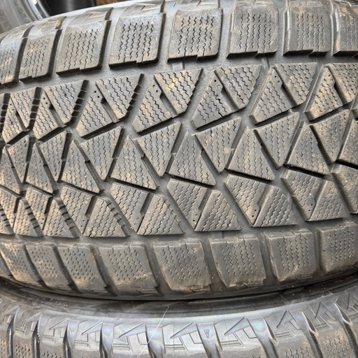 バリ山　BRIDGESTONE ブリヂストン　ブリジストン　DM-V2 285/50R20 スタッドレス　タイヤ　2015年製　15イ