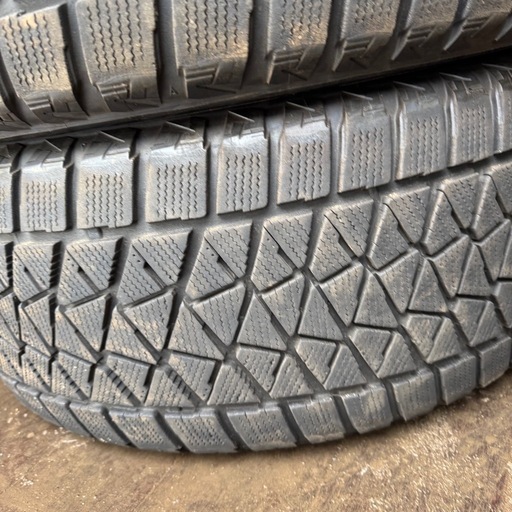 バリ山　BRIDGESTONE ブリヂストン　ブリジストン　DM-V2 285/50R20 スタッドレス　タイヤ　2015年製　15イ