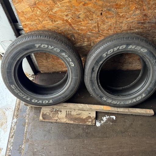 バリ山　TOYO H20 215/65R16 C 109/107R LT 夏タイヤ　2021年〜2022年製　16インチ　2本