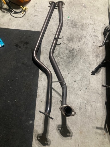 ダイハツ エッセ フロントパイプ