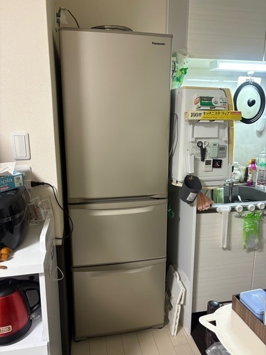 Panasonic 冷蔵庫　300L\n