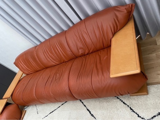 カリモク製　3人掛けソファ