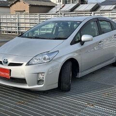 月々２万円～　自社ローン歓迎　☆30プリウスＬの画像