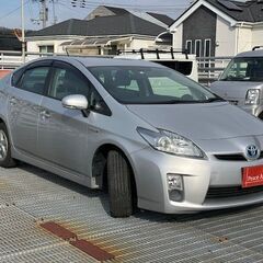 月々２万円～　自社ローン歓迎　☆30プリウスＬの画像