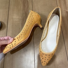 アーバンリサーチ　パンプスの画像