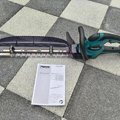 マキタ充電式生垣バリカン　MUH404D